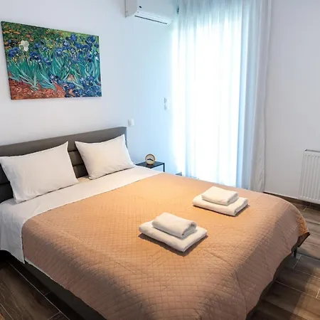 Cozy Apartment In Palaio Faliro With A Great View Athens Exterior photo