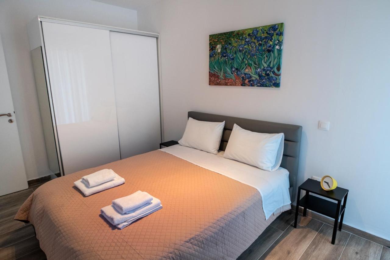 Cozy In Palaio Faliro With A Great View Atene